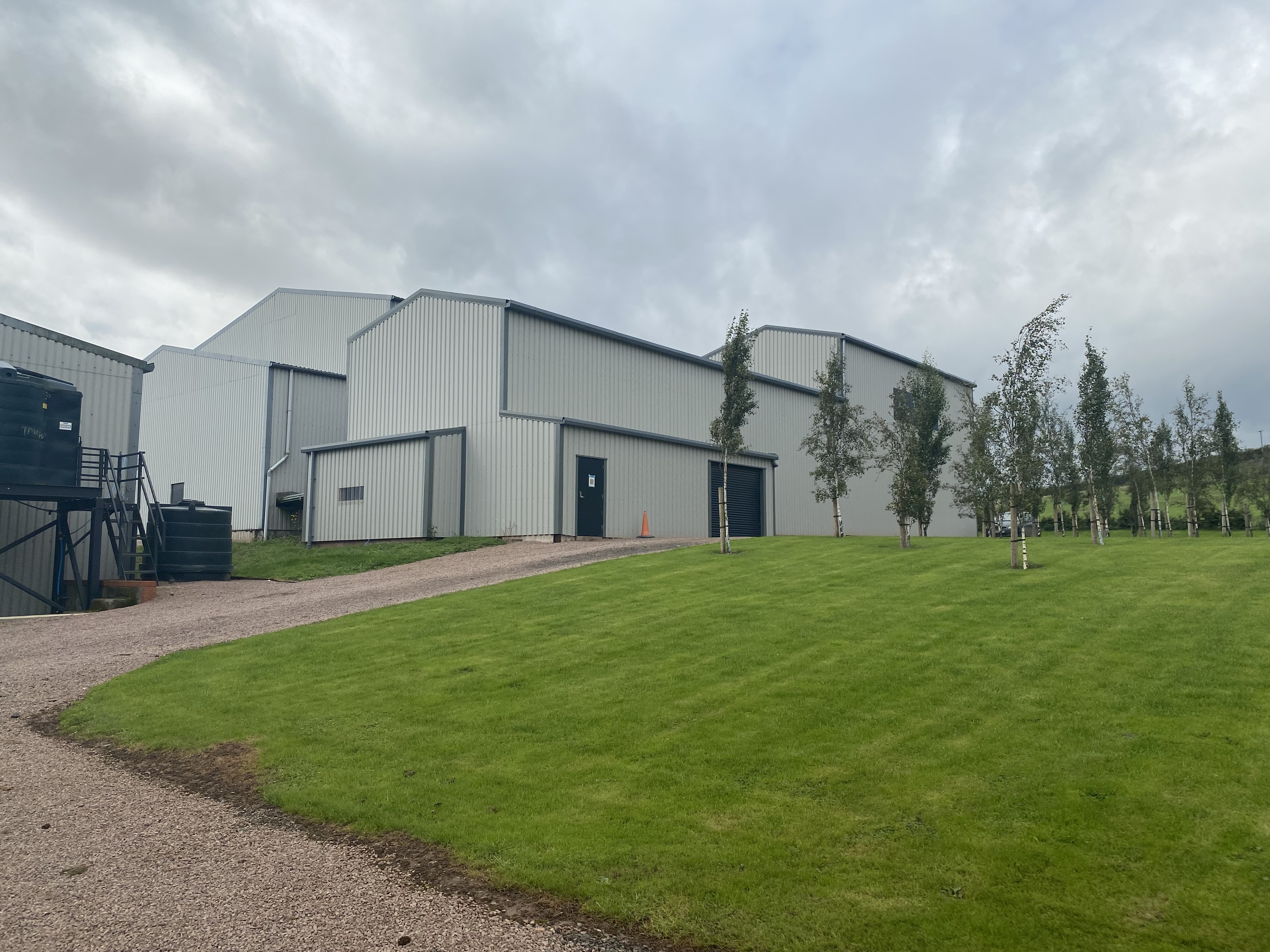 Lease of Units at Newnham Farm